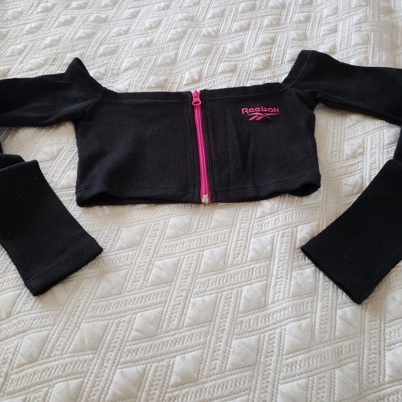 Top - Picture 3 of 5